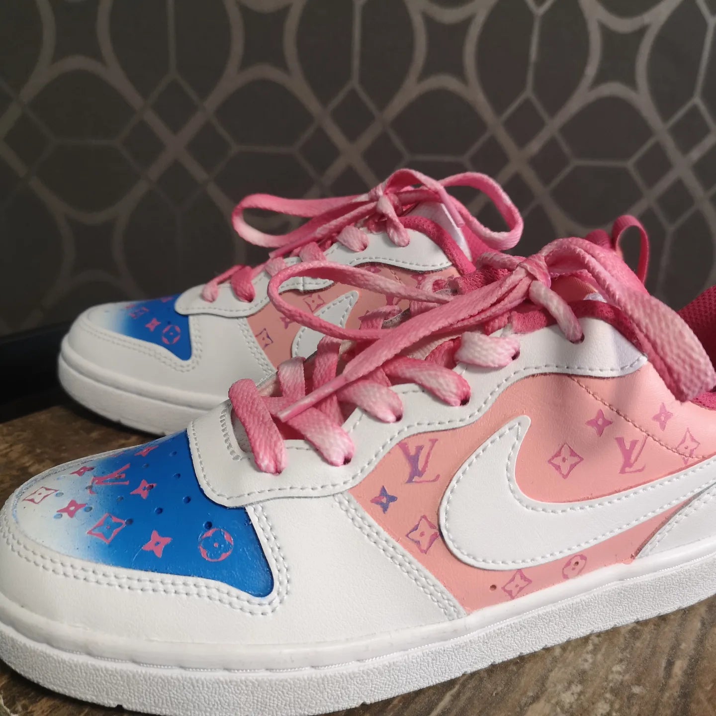 Louis Vuitton Court Vision - Catch Body Customs