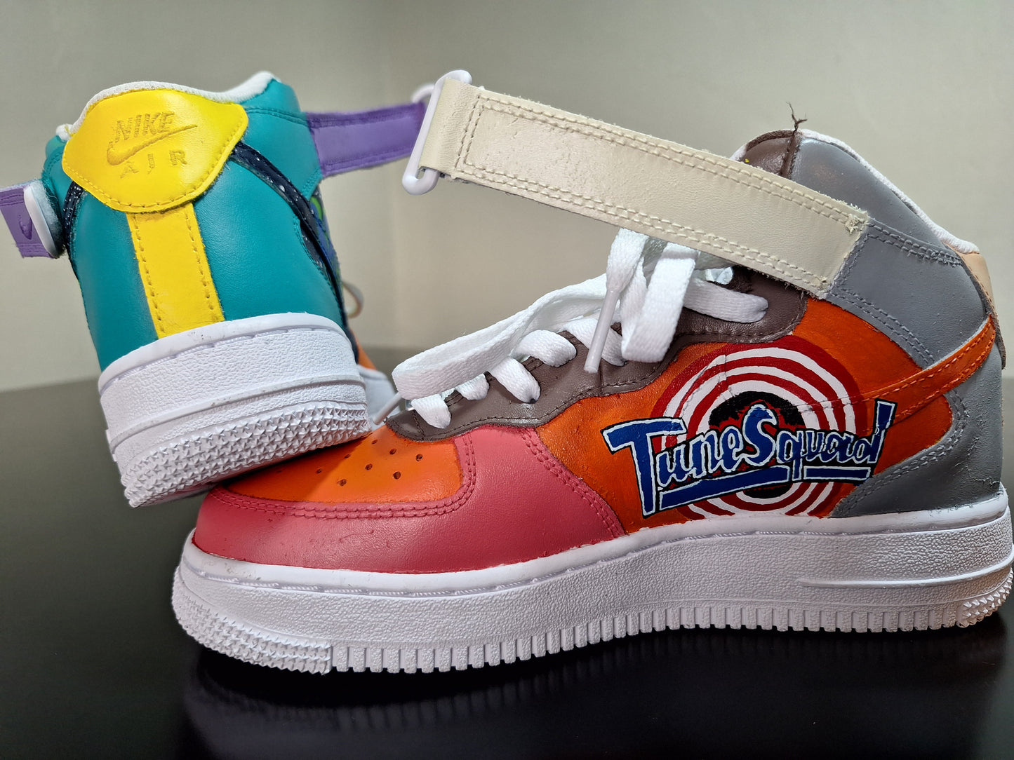 '96 Space Jam Air Force 1 - Catch Body Customs